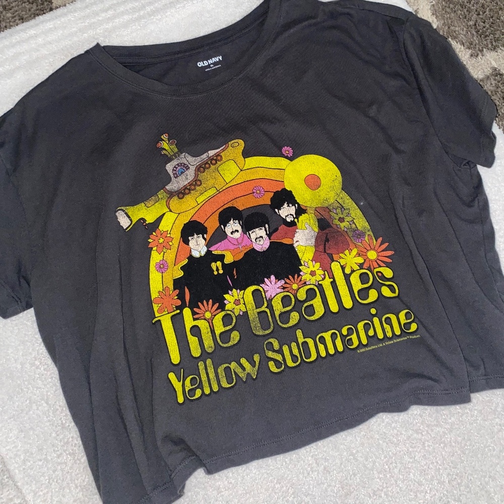 Women’s old navy- the Beatles - X-Large